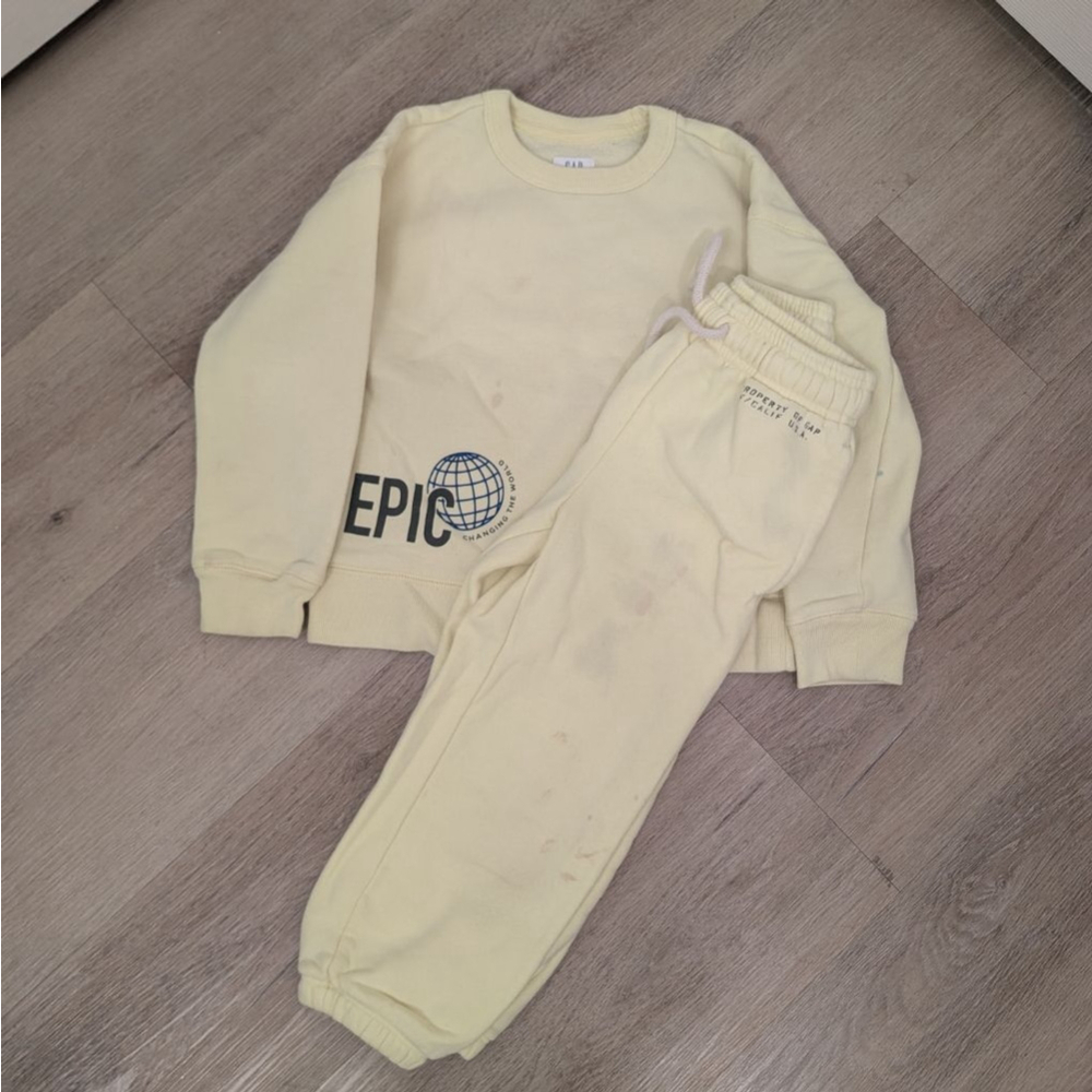 Boys GAP Kids Matching Set XS Light Yellow Blue Sweatshirt & Joggers *STAINS*
